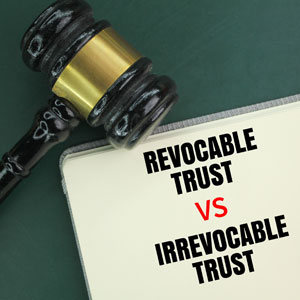 Legal guidance on choosing between revocable and irrevocable trusts in Florida